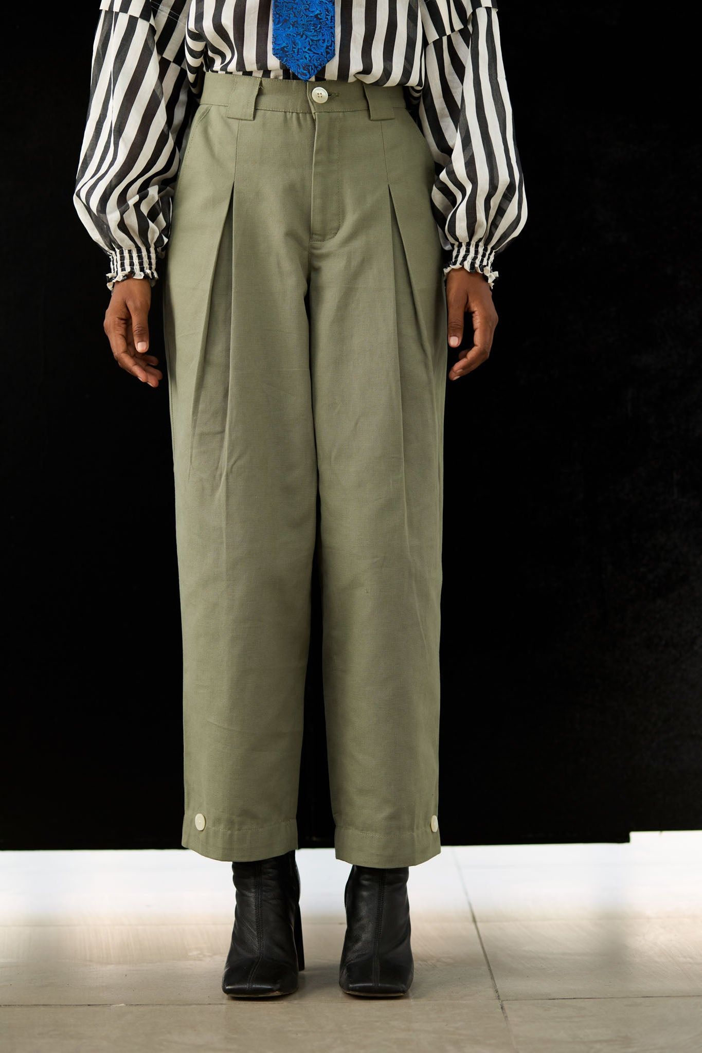 Twin Pleat Trousers - Green