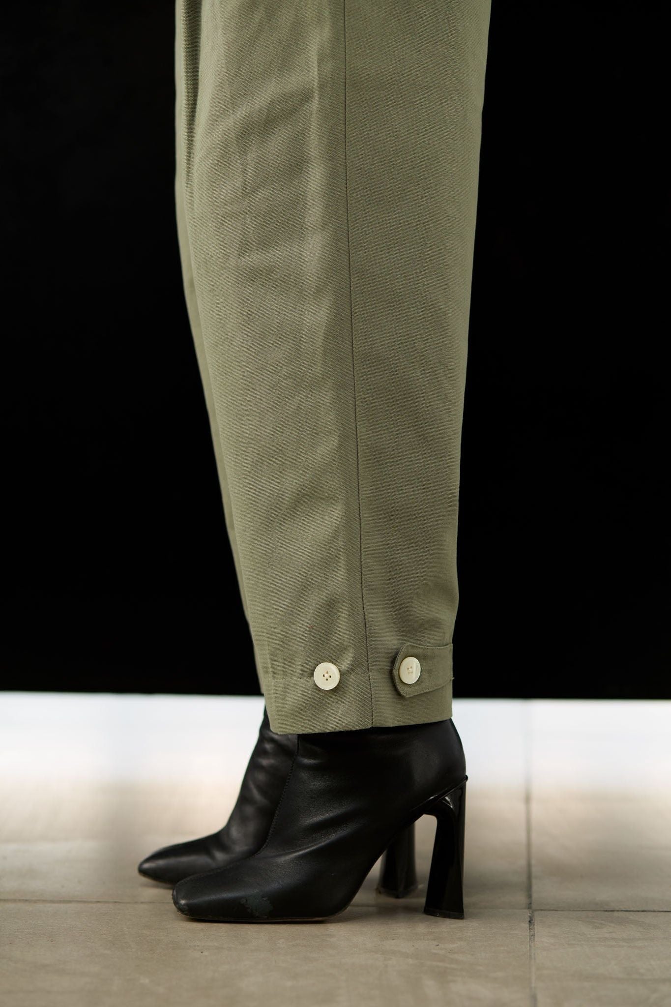 Twin Pleat Trousers - Green