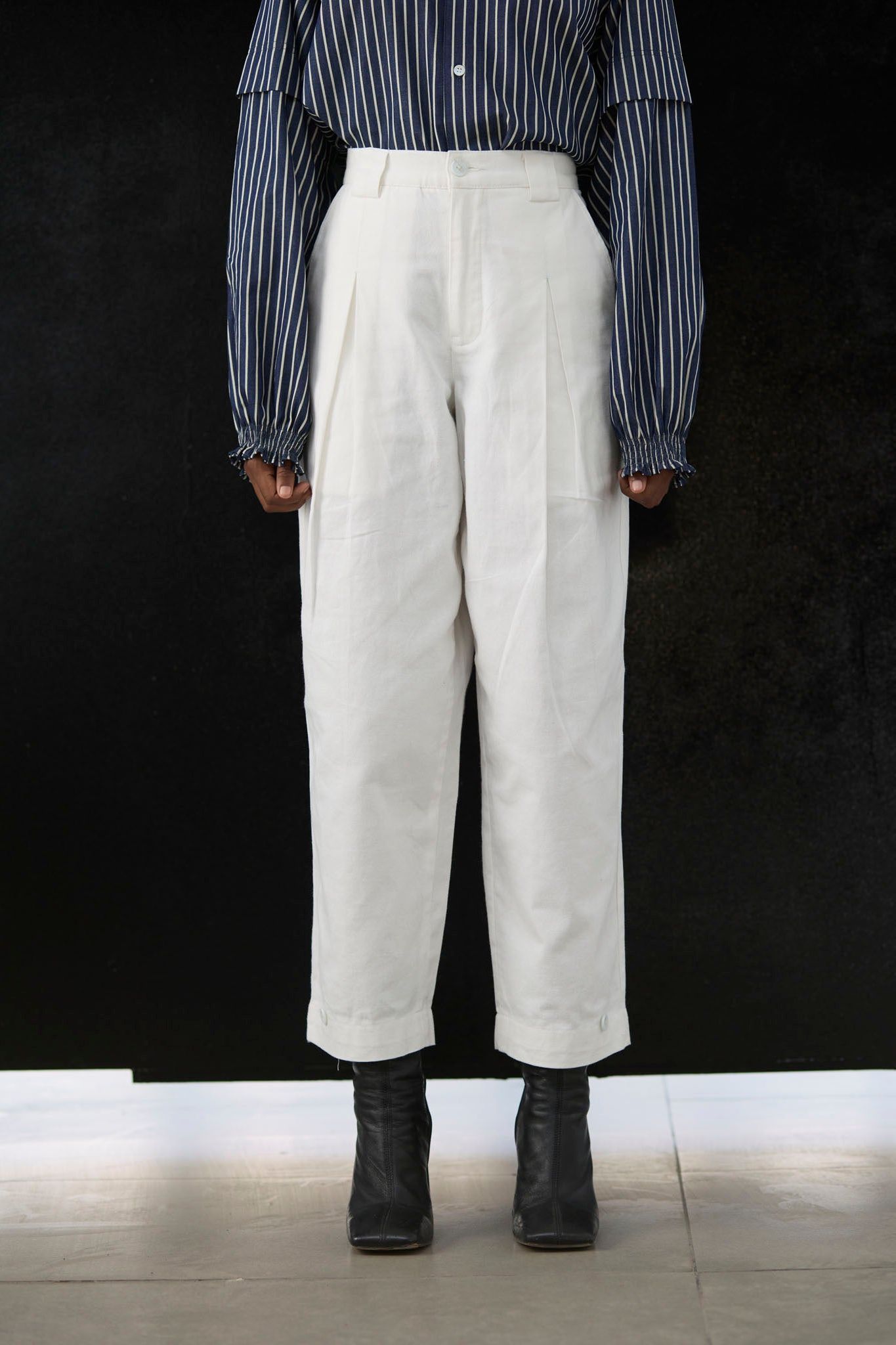 Twin Pleat Trousers - White
