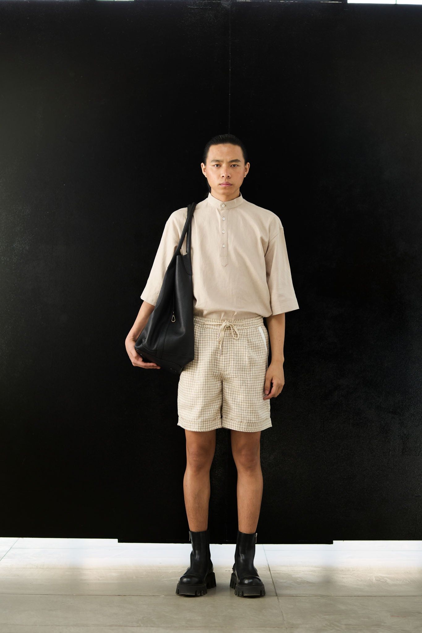 Workshop Shorts in Woven Sand