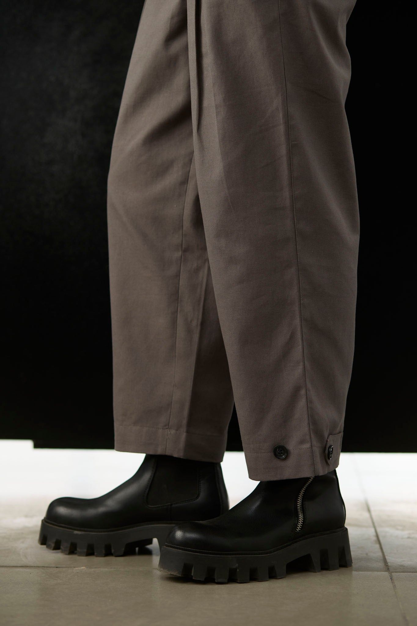 Twin Pleat Trousers - Charcoal