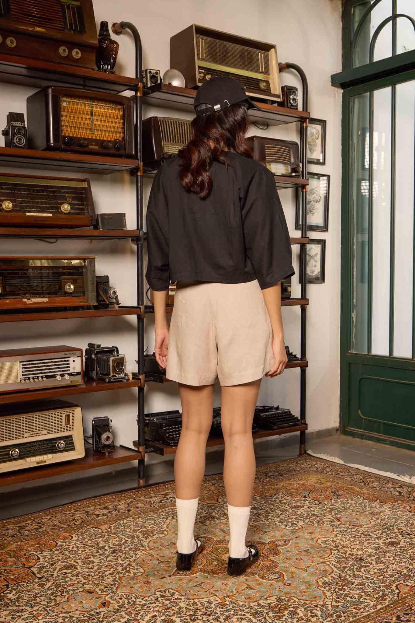Pleated Linen Shorts - Beige