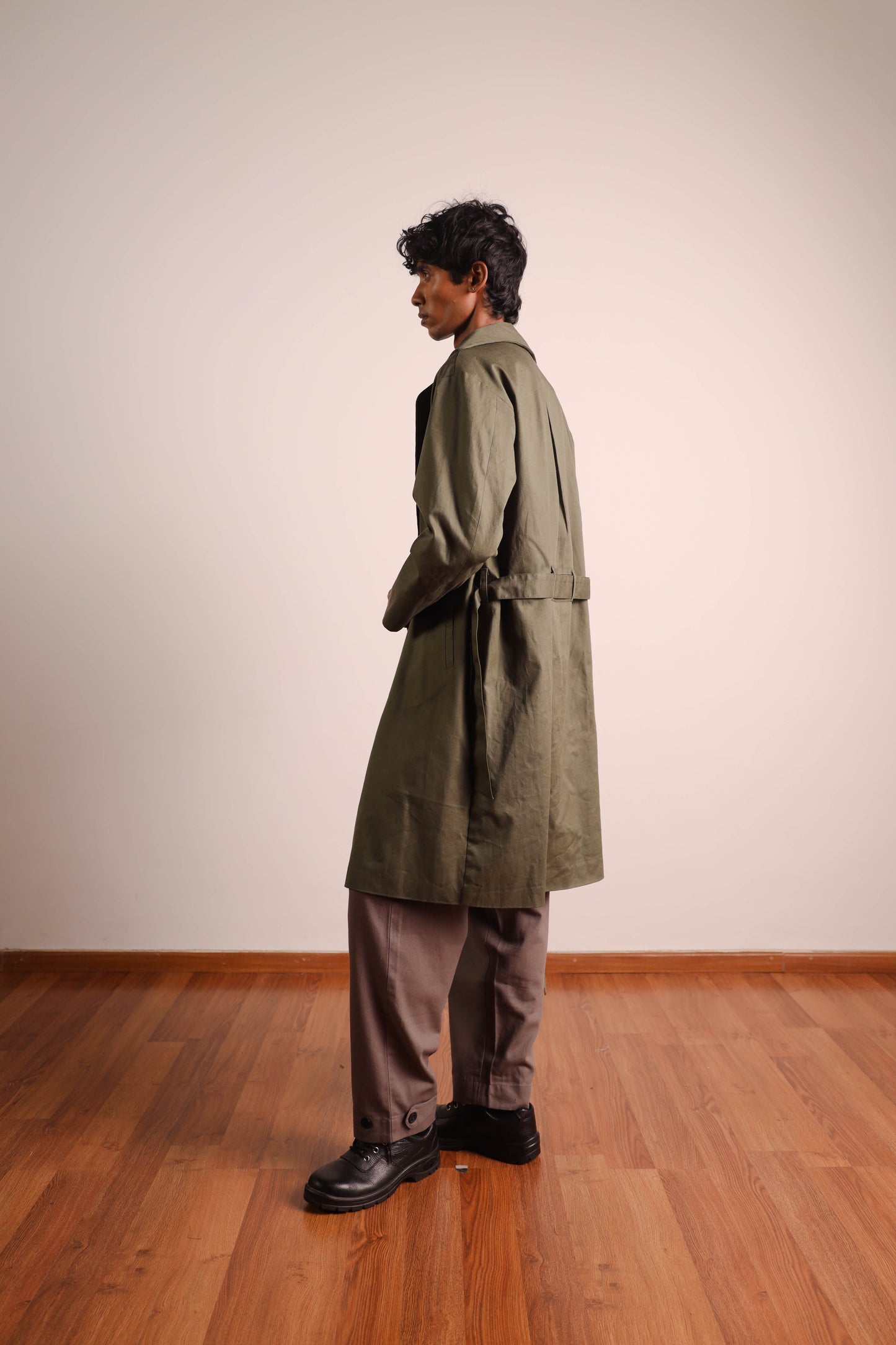 Laminar 001 Trenchcoat