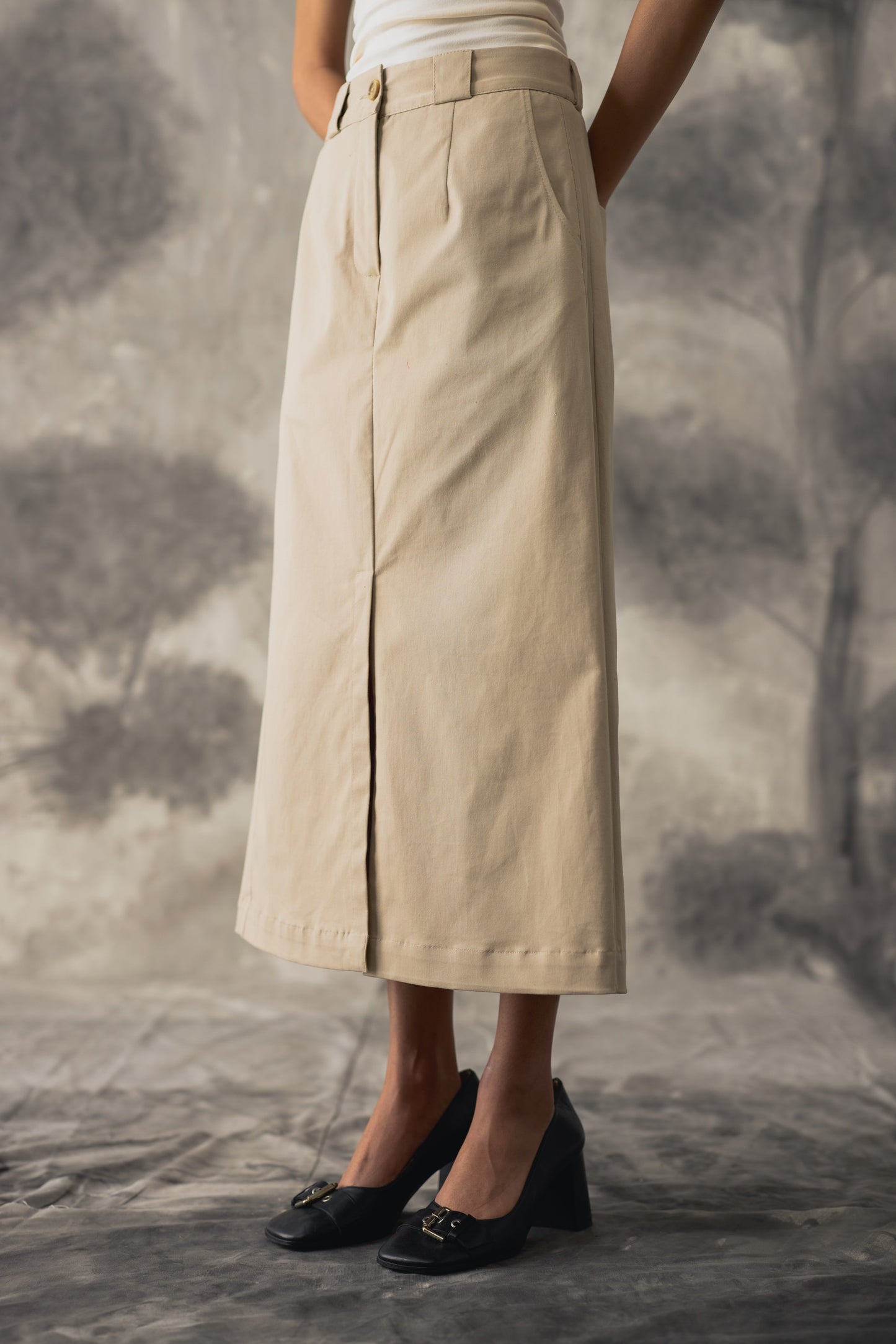 Sand Twill Skirt - Women